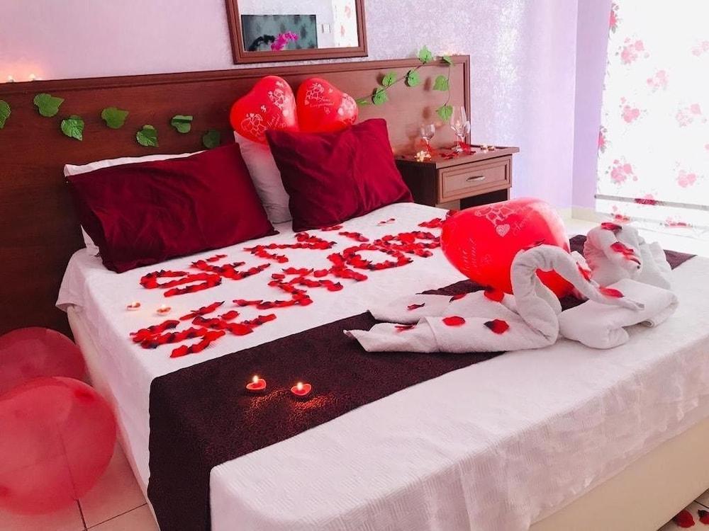 Seker Beach Apart Hotel