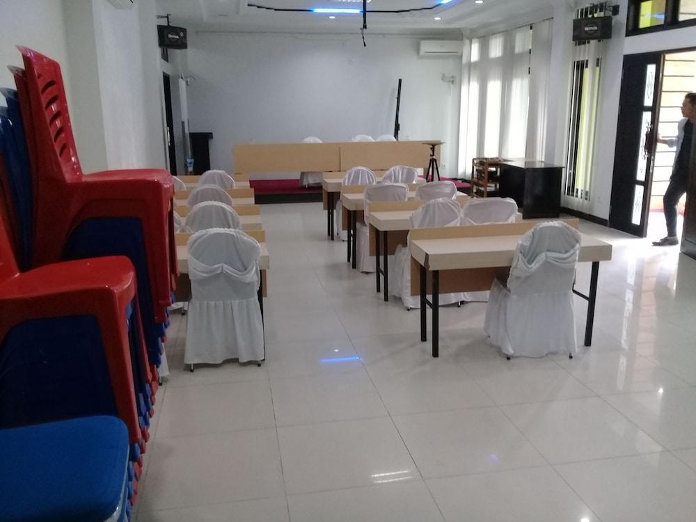 OYO 869 Hotel Pangeran