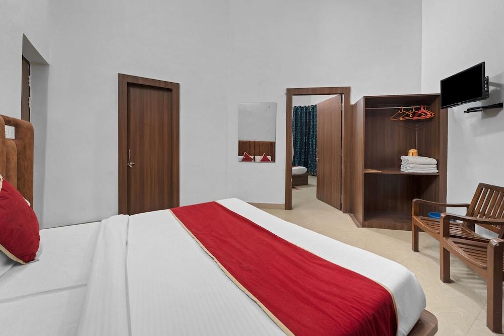 Hotel Bhawani International