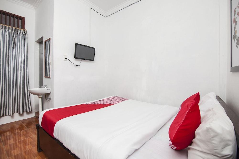 OYO 581 Serdika Pavilion