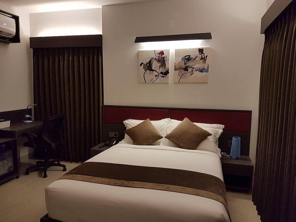 Spring Hill Apartments