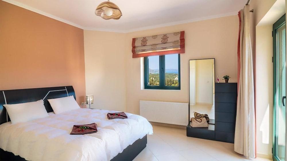 Cronos Luxury Stone Villa