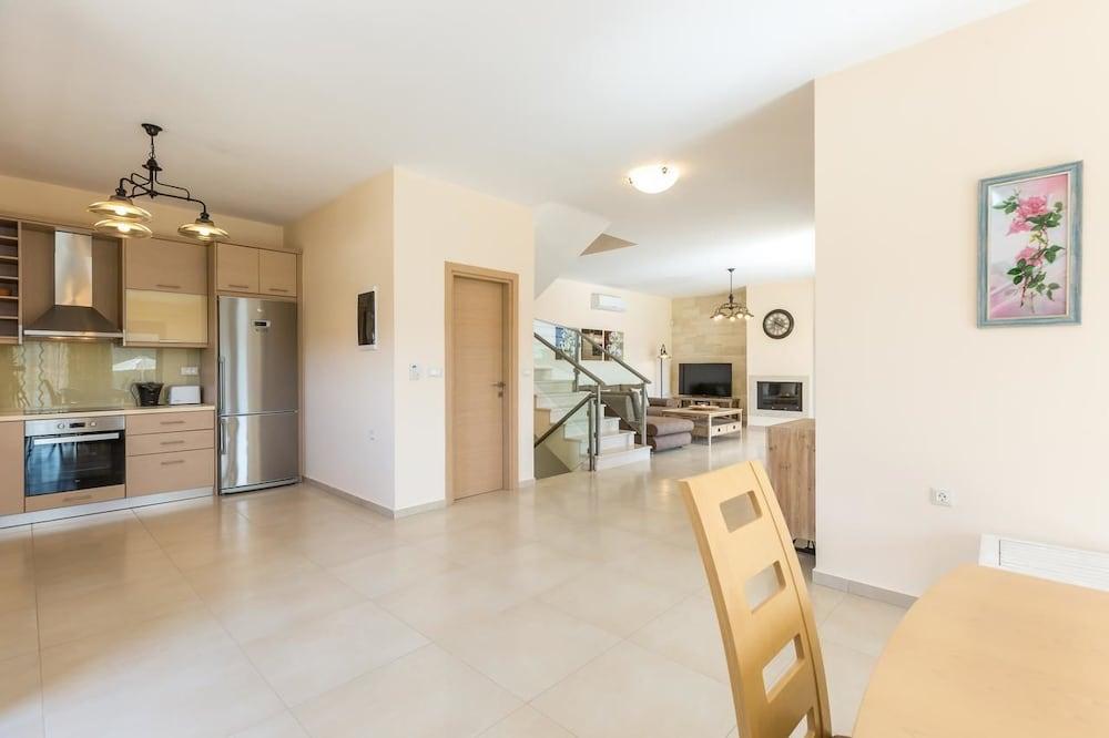 Rodi Luxury Stone Villa