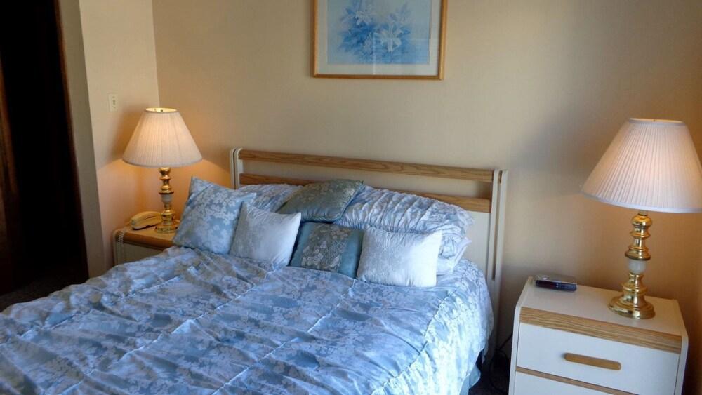 Oc835 Brighton Place-2