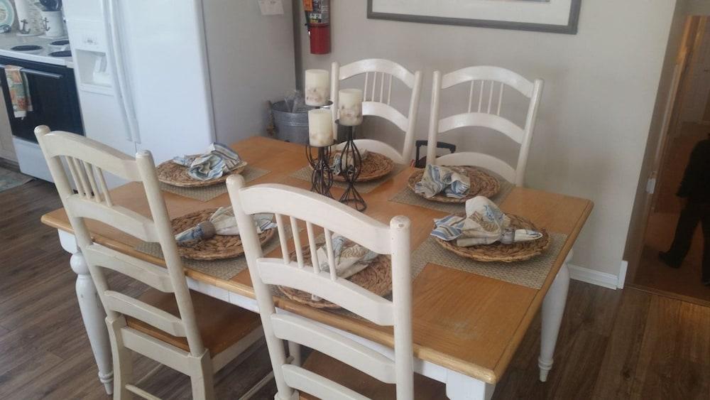 Nw411 East 4th Avenue, Unit B