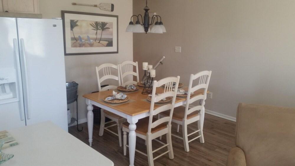 Nw411 East 4th Avenue, Unit B