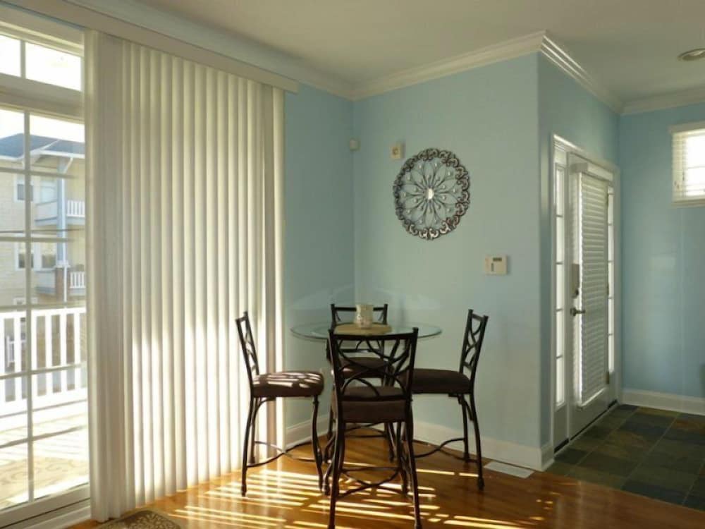 Oc709 Moorlyn Terrace-1