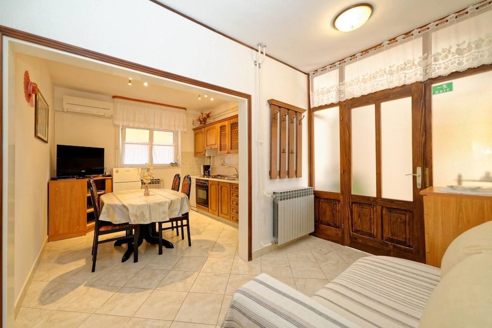 Apartments Marica 3131