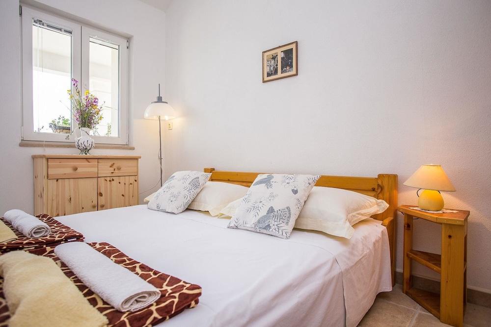 Holiday House Domina