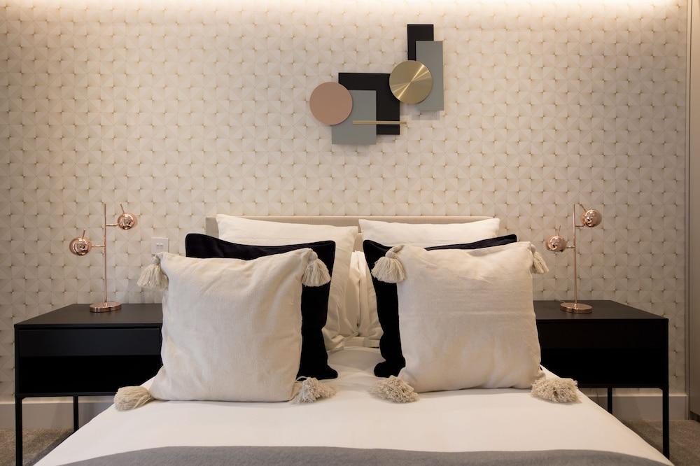 Elephant and Castle by Allô Housing