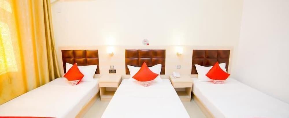 Green Orange Express Inn