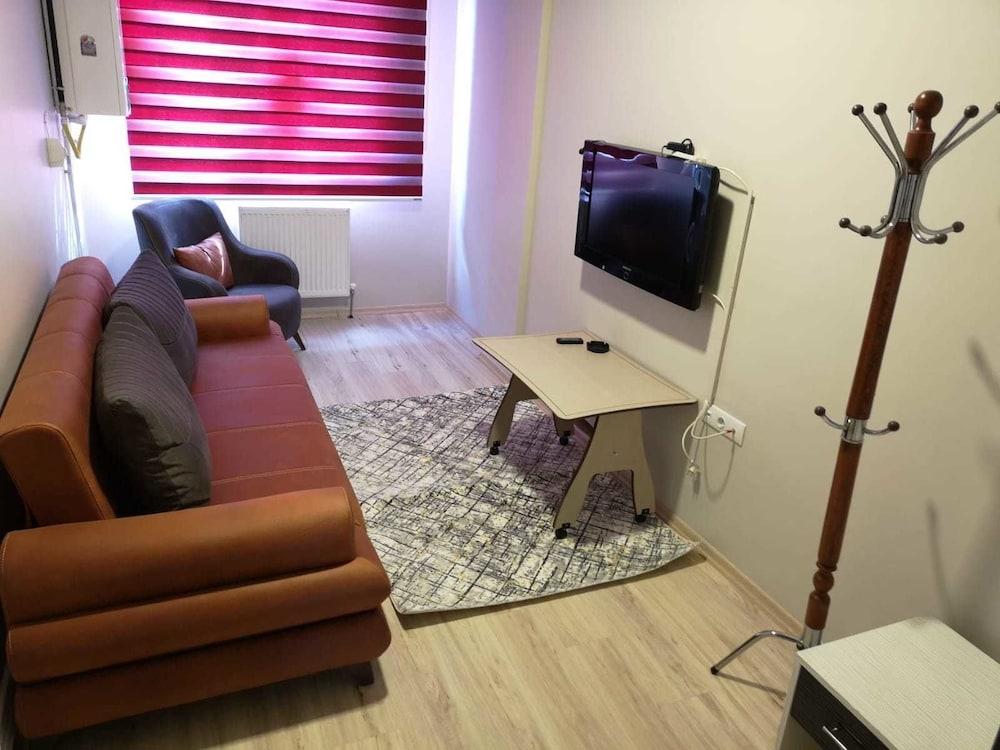 Ugur Suits 1 Bedroom