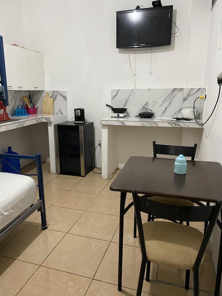 Playa Suites Apart-Hotel