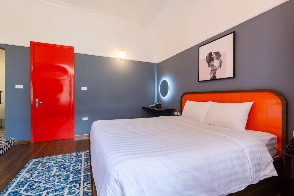 The Poppy Villa & Hotel