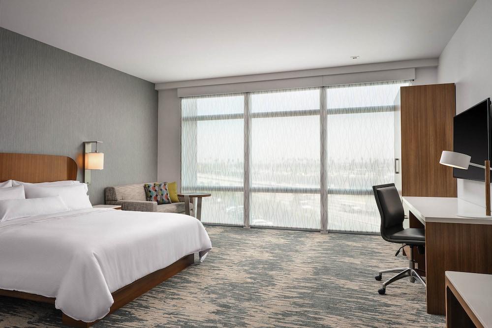 Element Anaheim Resort Convention Center