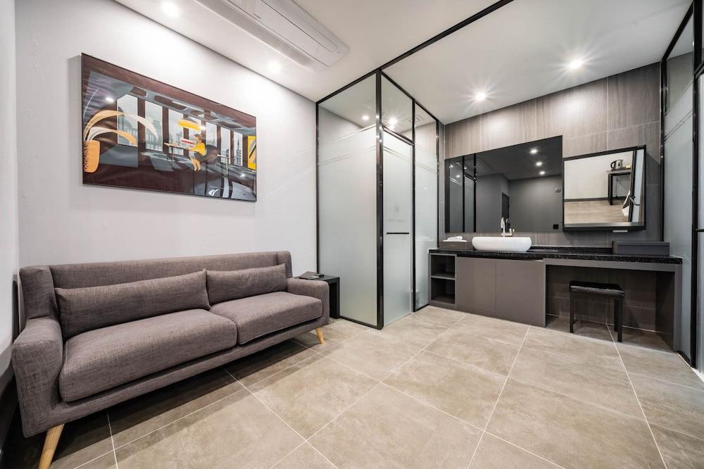 Pyeongtaek Hermes Hotel