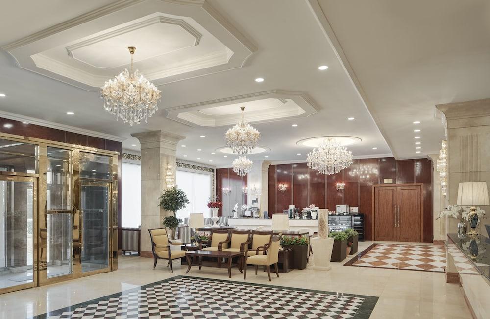 GoldOne Hotel & Suites