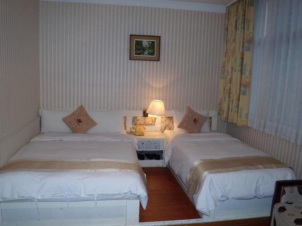 Chung Shan Business Hotel