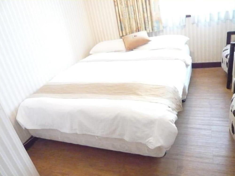 Chung Shan Business Hotel