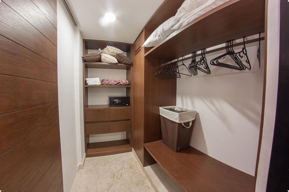 Anah Downtown DT 403