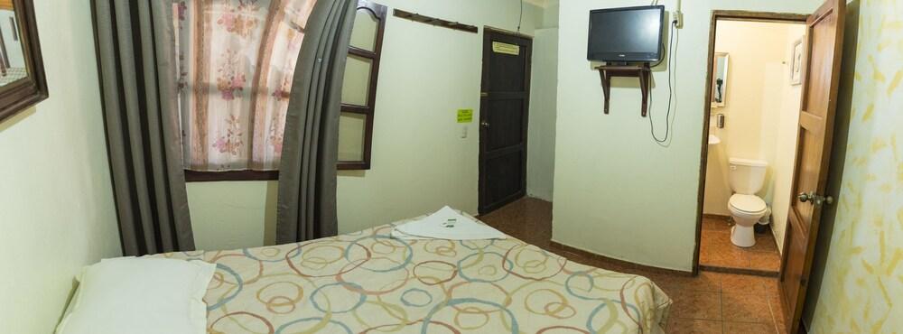 Hotel & Hostel Berakah