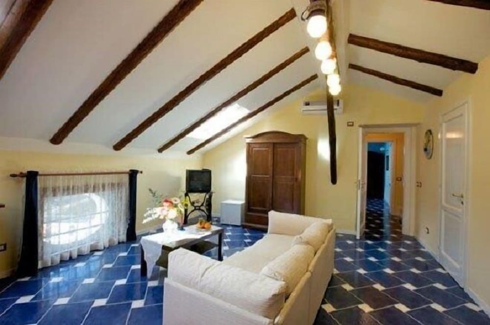 La Casa di Donn'Amelia