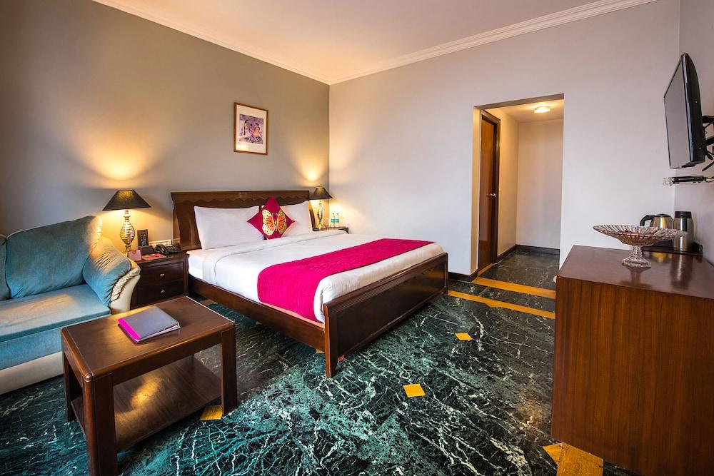 Green n Breeze Resorts