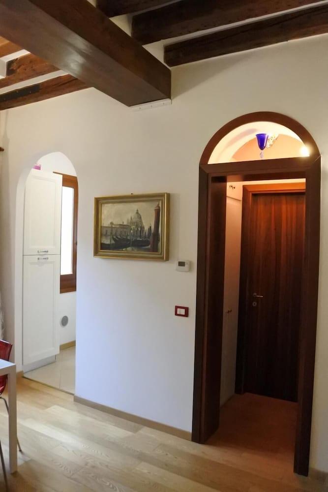 Grimaldi Apartments - Corte Contarina