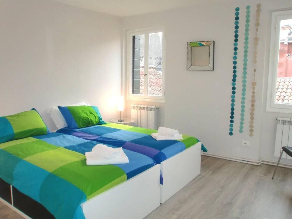 Grimaldi Apartments - San Bartolomio