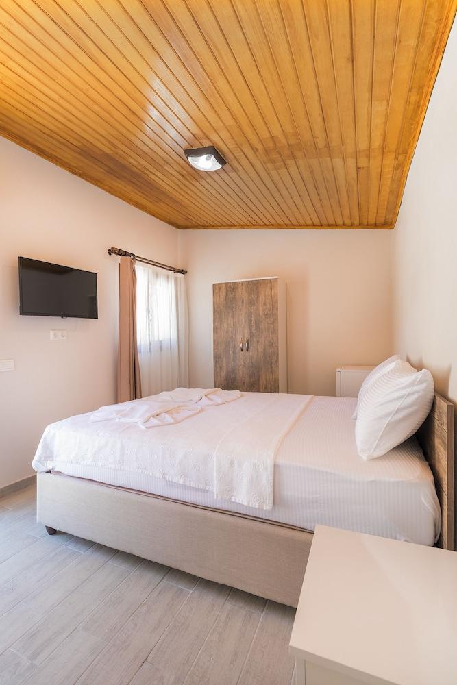 Kamelya Otel Selimiye