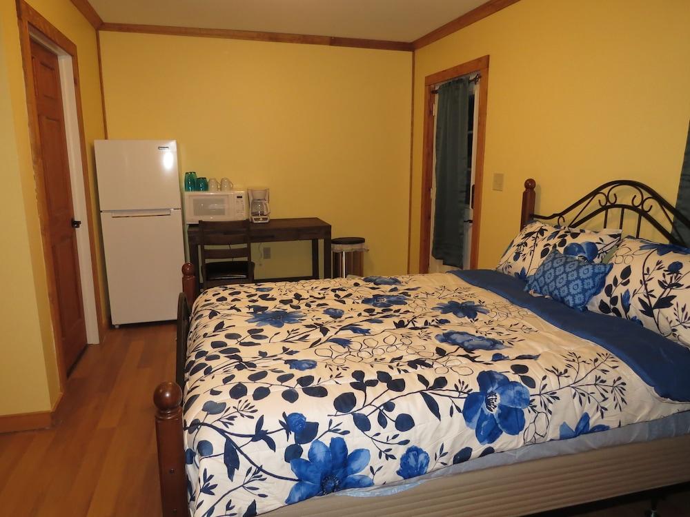 Equestrian House- Andalusian Suite