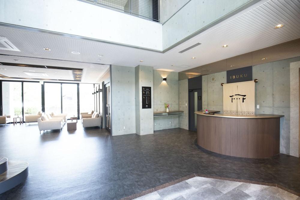 Miyajima Hanarenoyado IBUKU