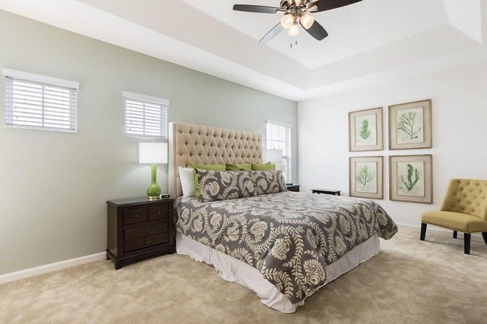 Lake View 6BR 5BA Solterra Pool Home