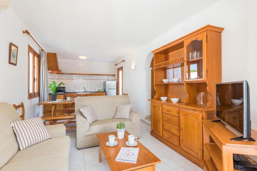 107496 - Apartment in Cala Blanca