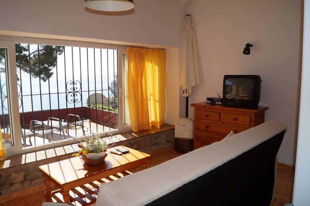 107517 - Apartment in Lloret de Mar
