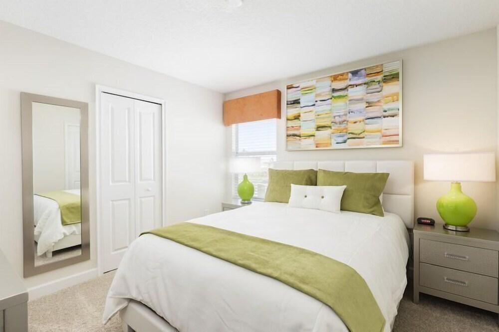 6BR Retreat at ChampionsGate