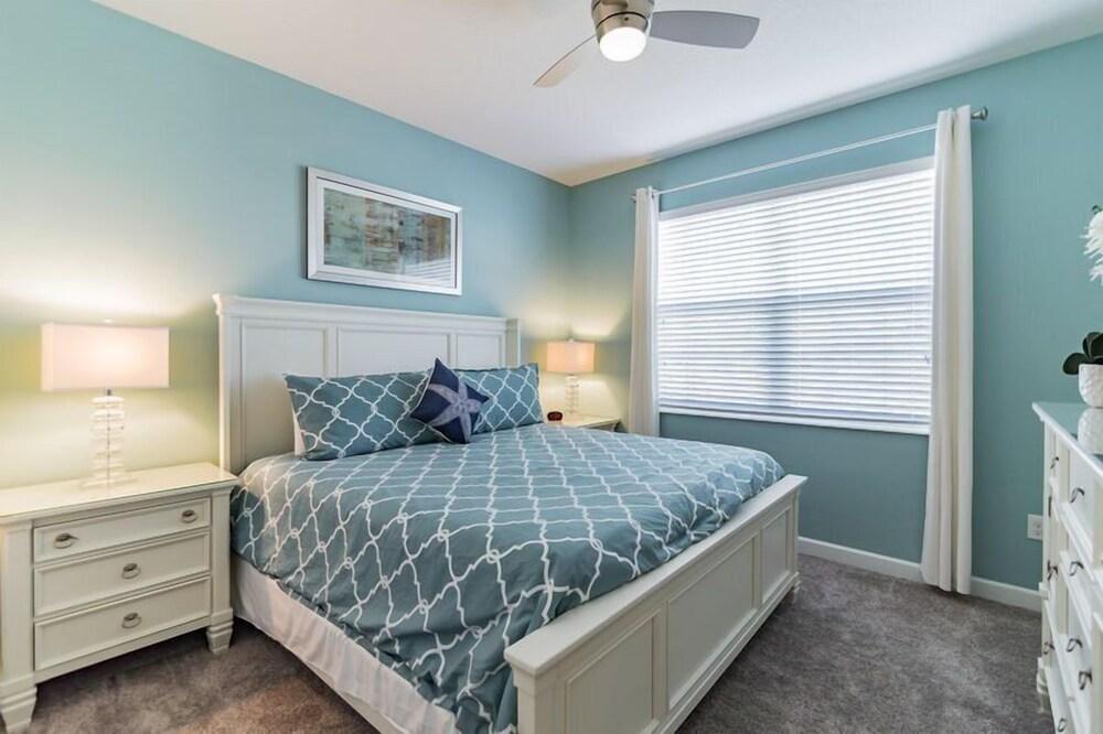 6BR ChampionsGate Pool Home