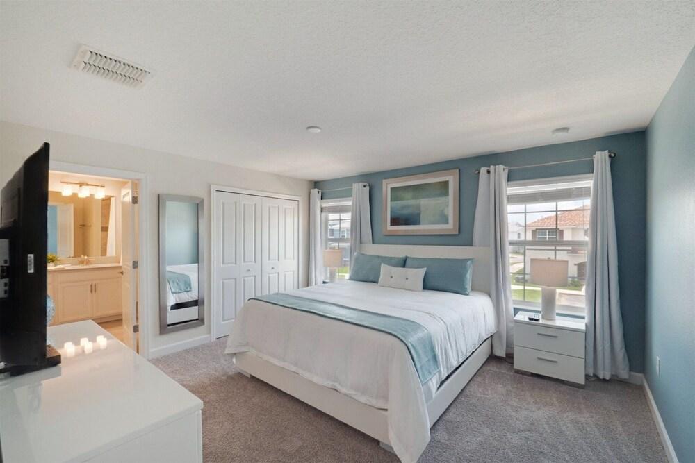 4BR 3BA Townhome in ChampionsGate