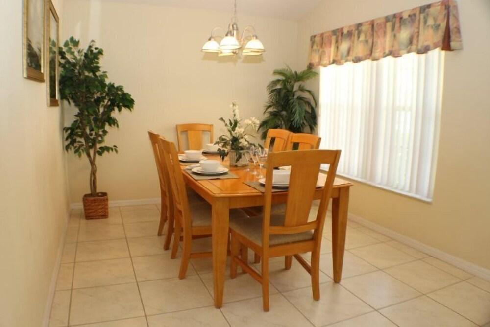 4BR 3BA Pool Home in Kissimmee