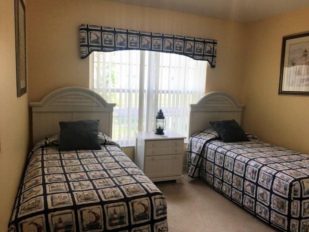 Indian Creek 4BR 3BA Pool Home