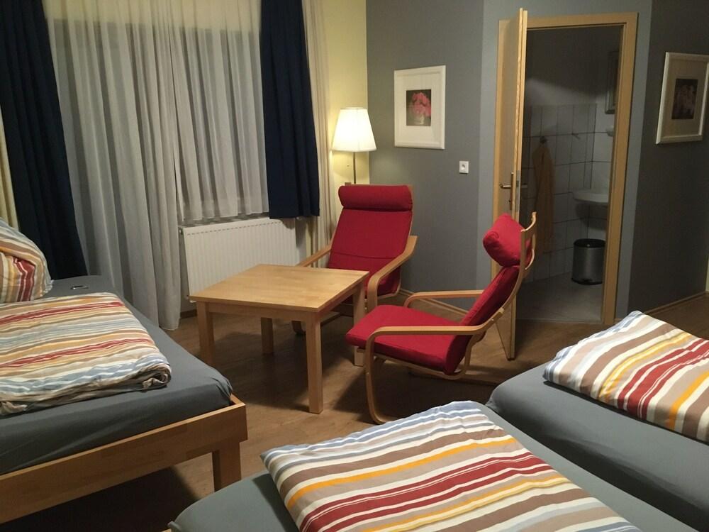 Pension Taunusblick Rosbach v.d.H.