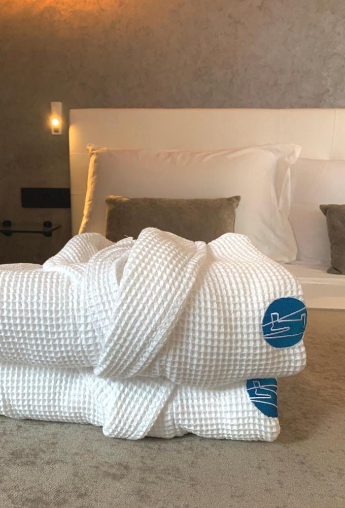 Mamma Mia Hotel Boutique