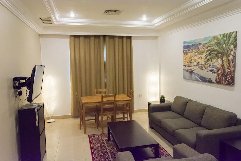 Royal Residence Hotel