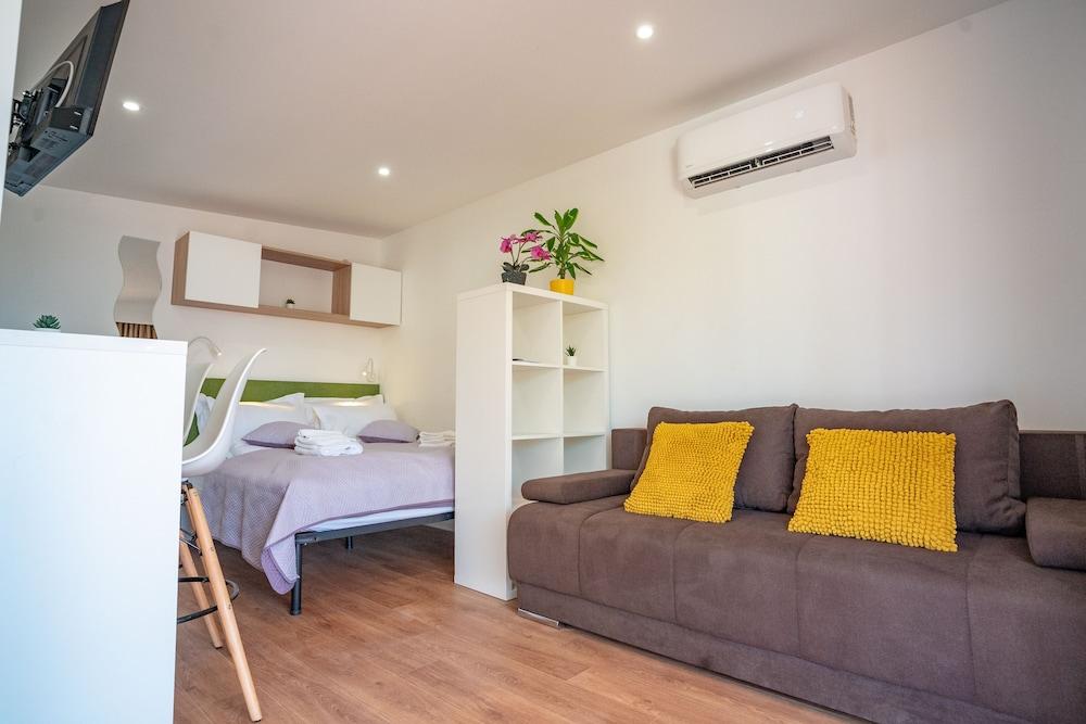 Mobile Homes at Camping Ugljan Resort