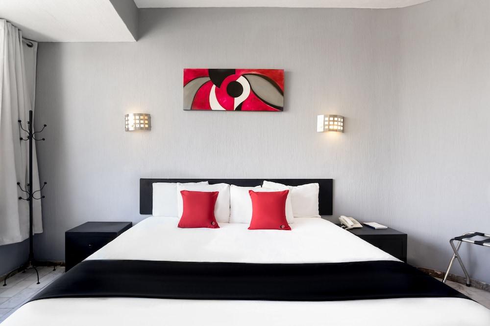 Hotel Guadalajara Express