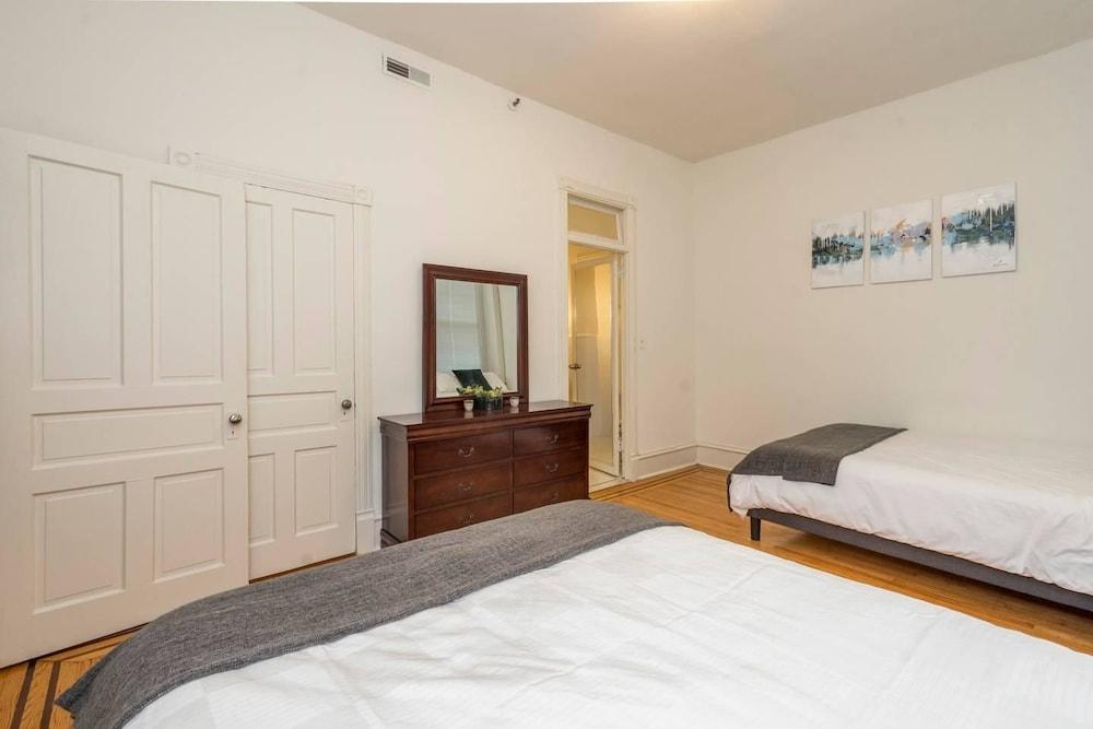 Location, Location, Location! Gym! Great Views!