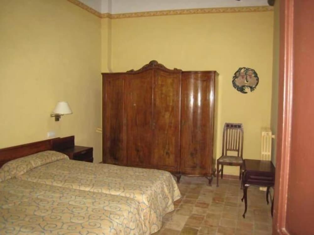 Hostal Rural Can Enric