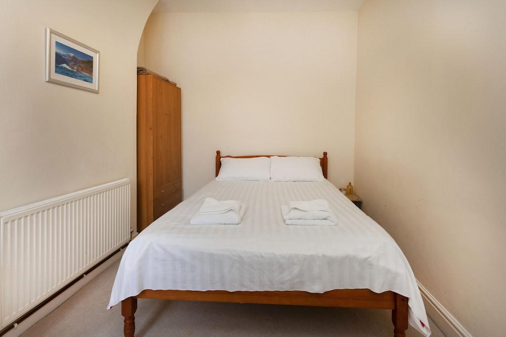 Bodmin 2 bedroom house