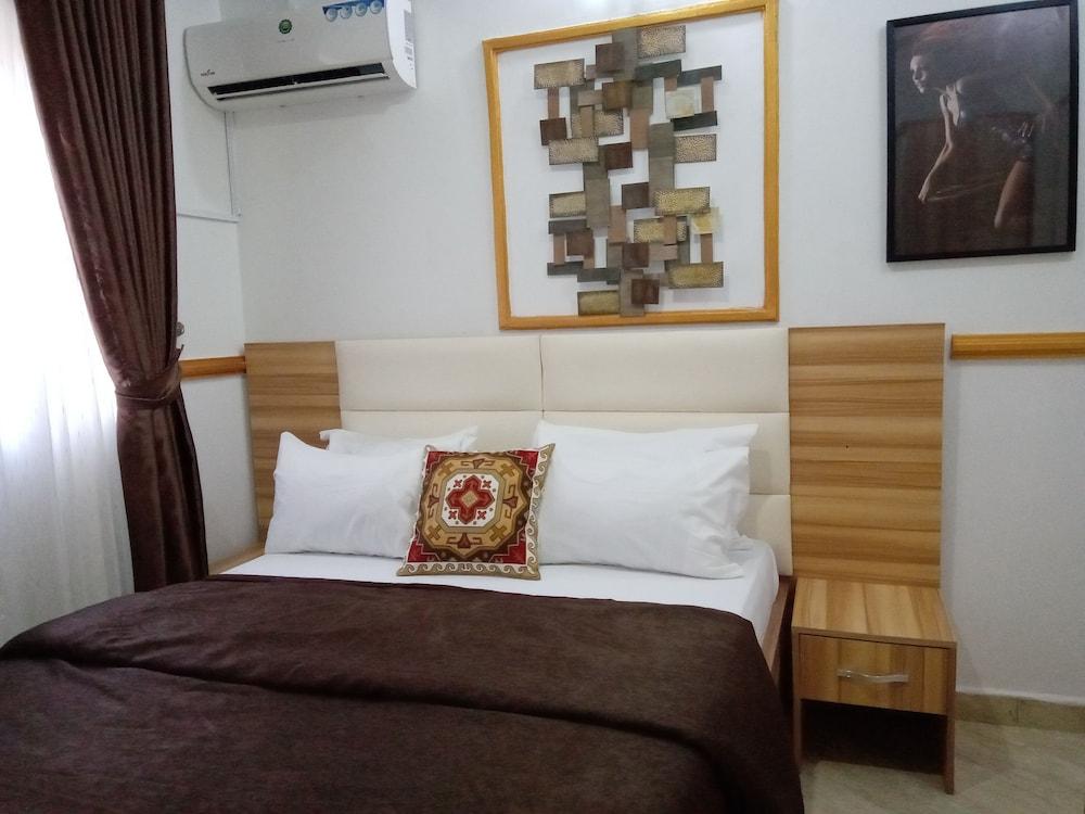 Jerico Villa Hotel & Suites