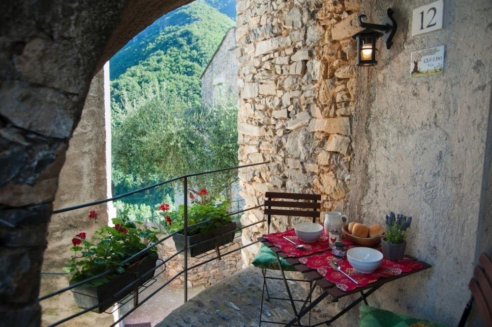 Cassa di Loggia Stunning Medieval Setting
